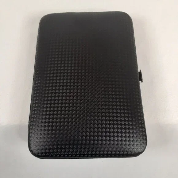 Manicure Set - NWOT - Picture 2 of 6